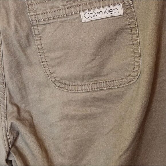 Calvin Klein Jeans Women's 8 Brown Bermuda Roll Tab Shorts - Picture 7 of 7